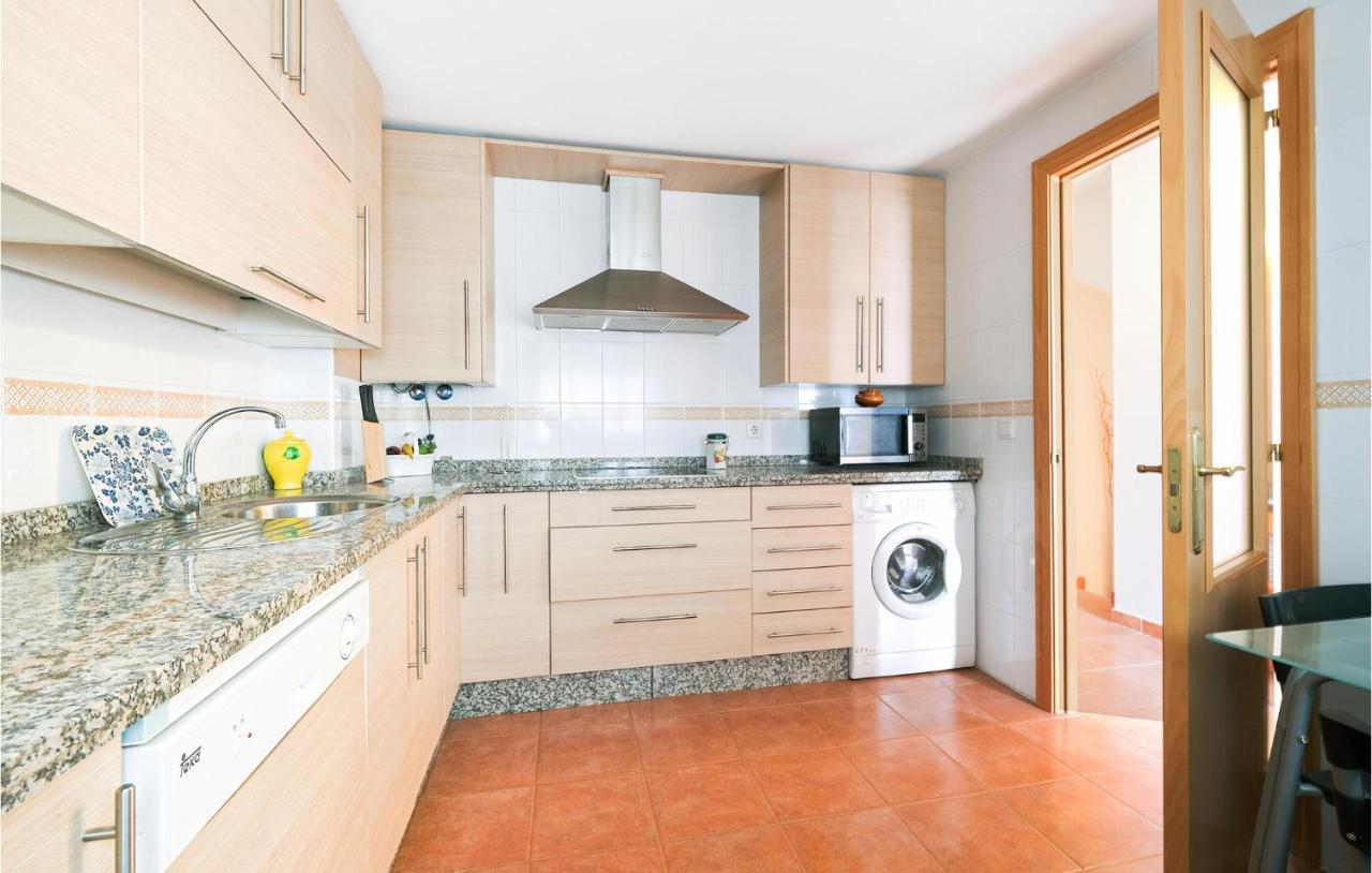 3 Bedroom Awesome Home In La Algaba エクステリア 写真
